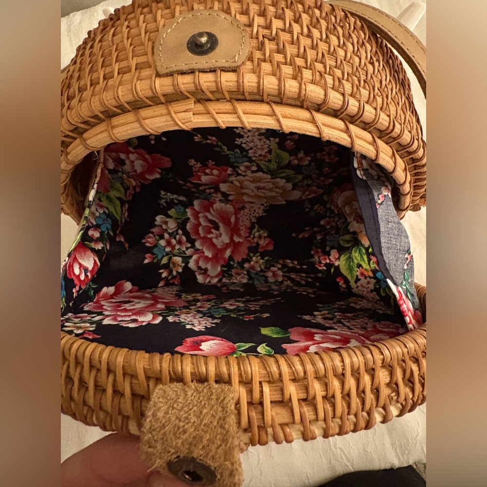 Round Woven Crossbody Bag in Tan - Picture 3 of 9